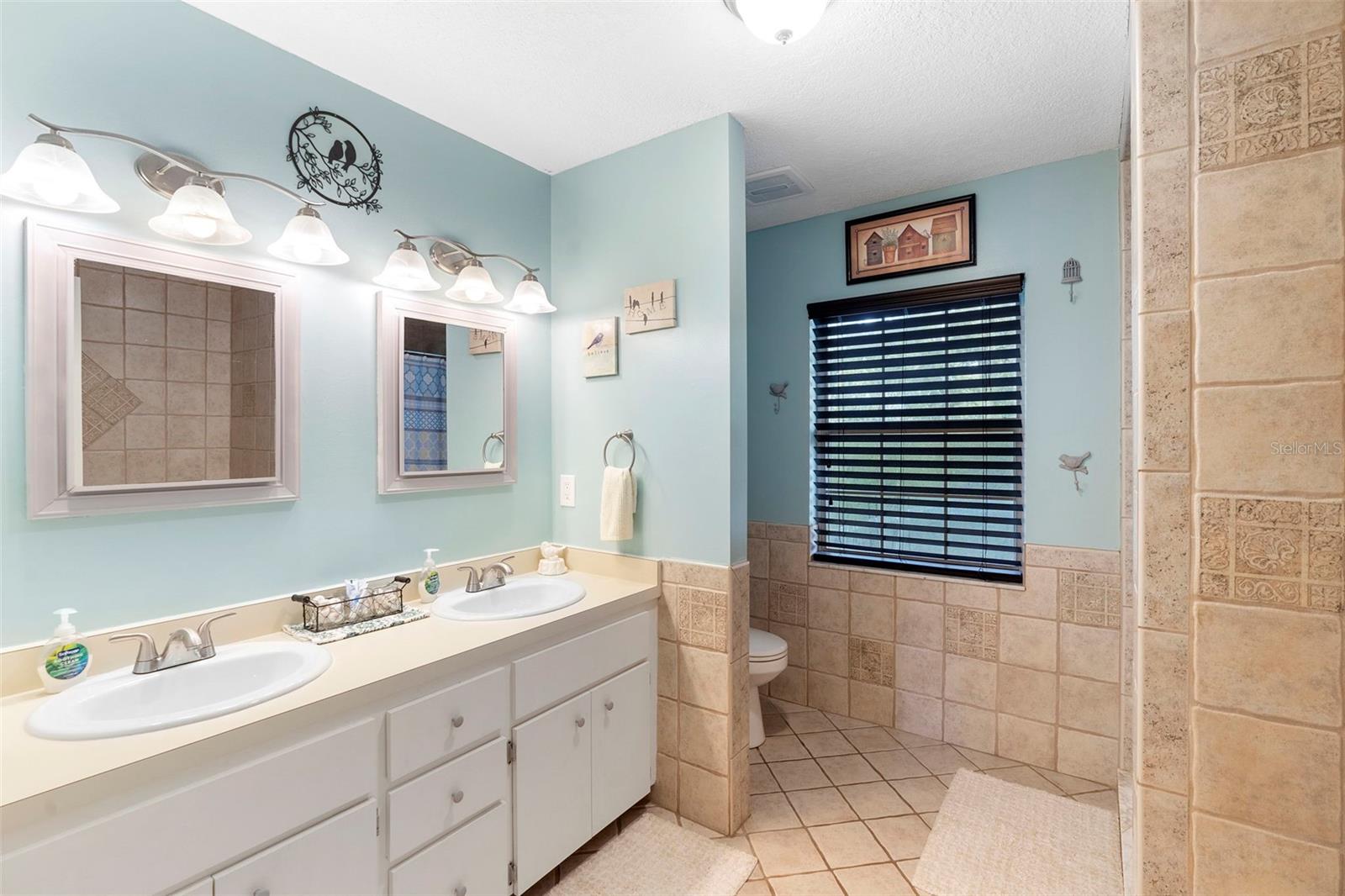 PICCIOLA HIGHLAND ESTATES - Residential