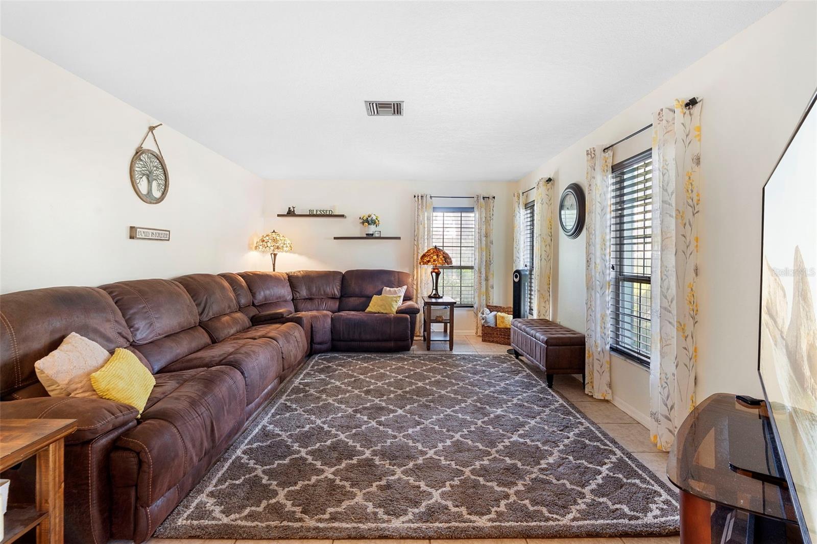 PICCIOLA HIGHLAND ESTATES - Residential
