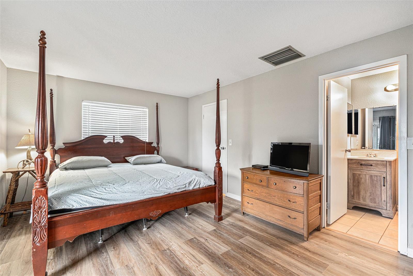 ANDOVER H CONDO - Residential