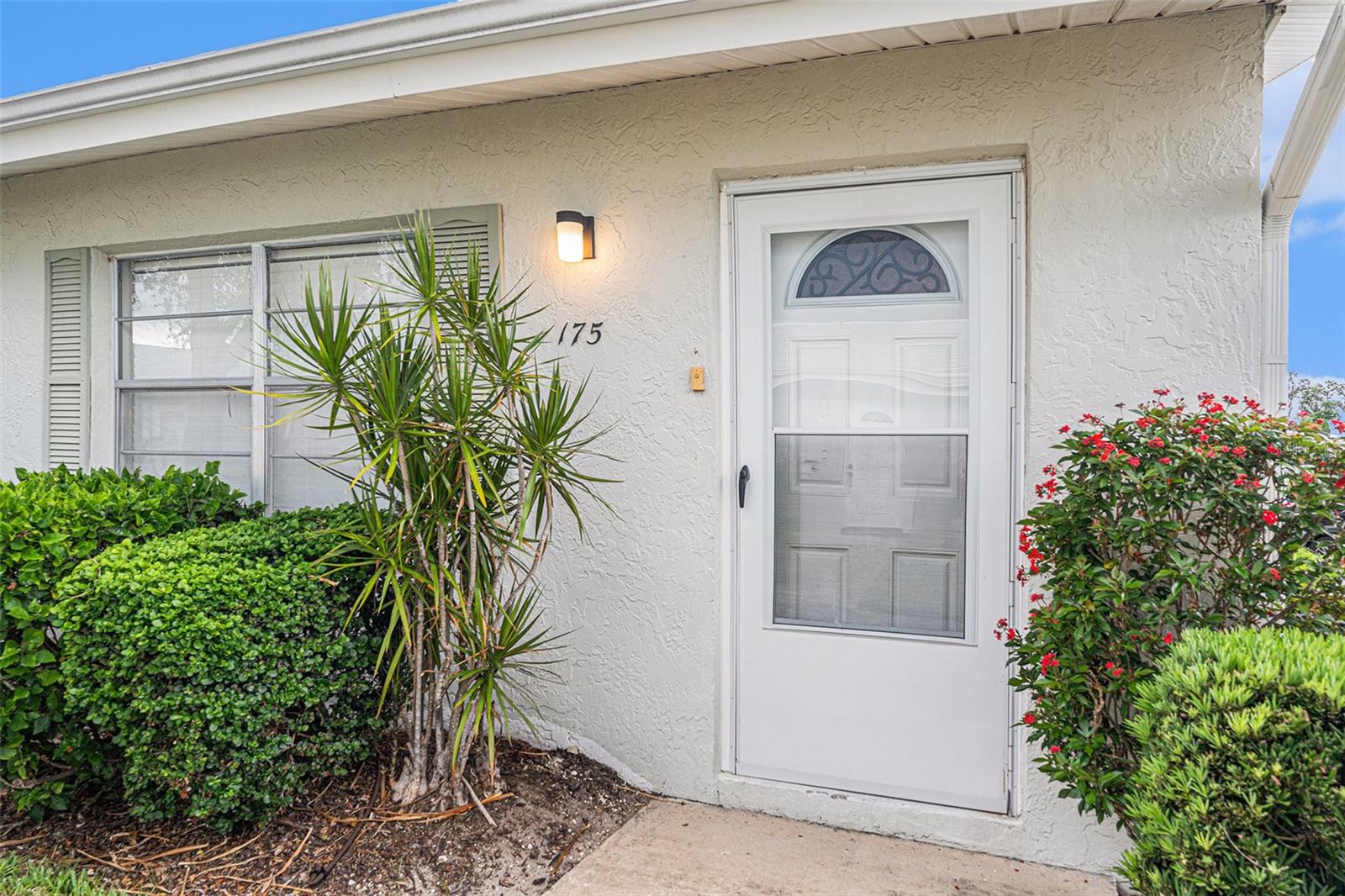 301 ANDOVER PLACE S 175