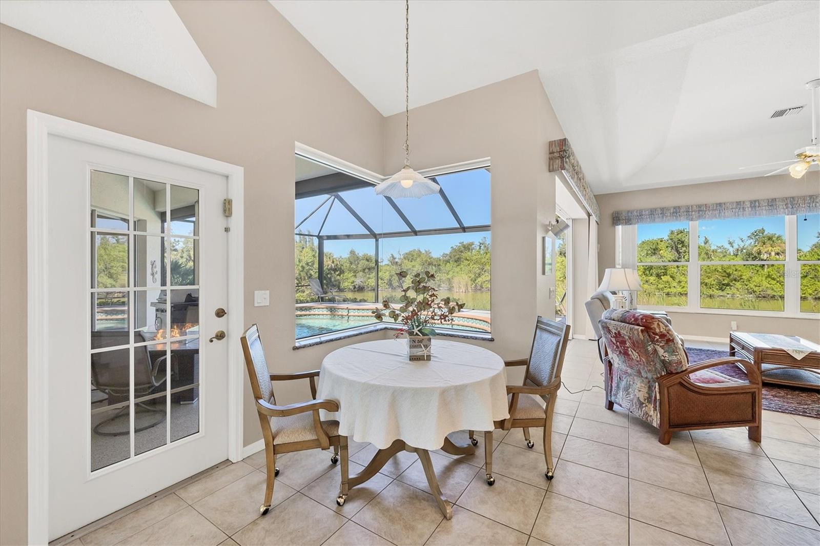 THE LAKES OF JACARANDA - Residential