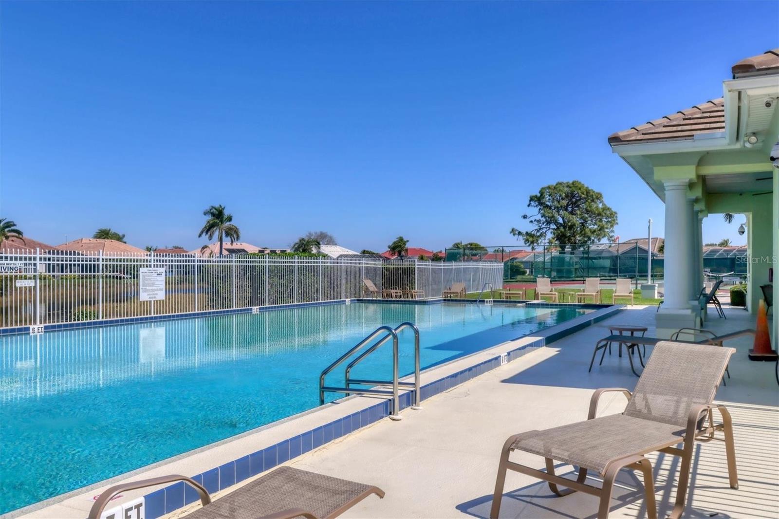 THE LAKES OF JACARANDA - Residential