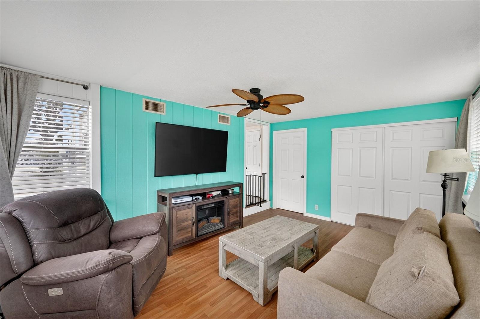 OAK RIDGE PARK - Residential