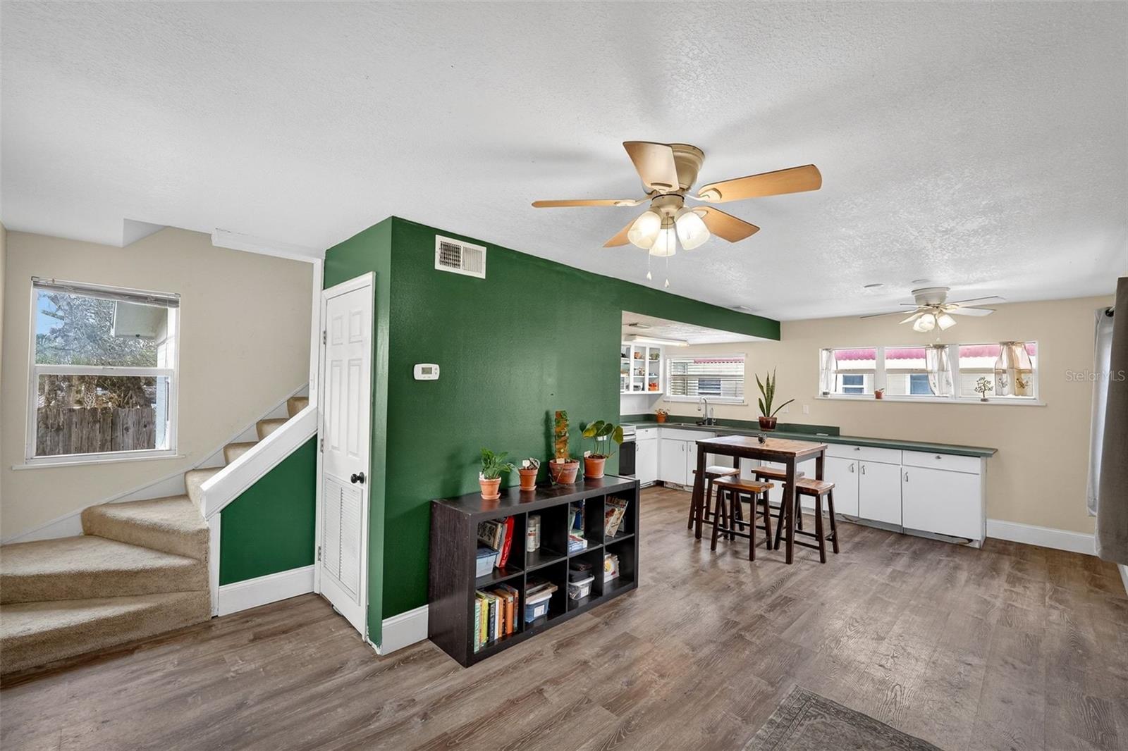 OAK RIDGE PARK - Residential