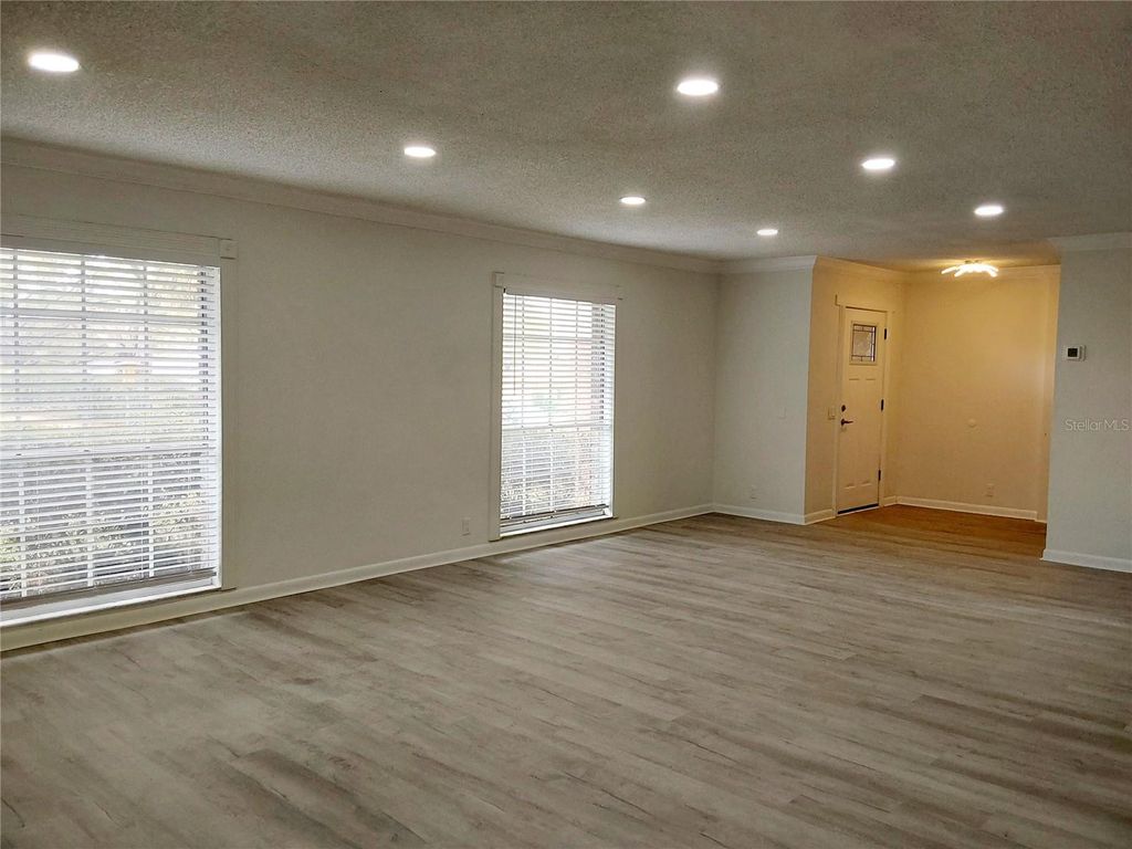 Photo of 148 Lake Otis Road, Winter Haven, FL 33884 (MLS # L4958667)