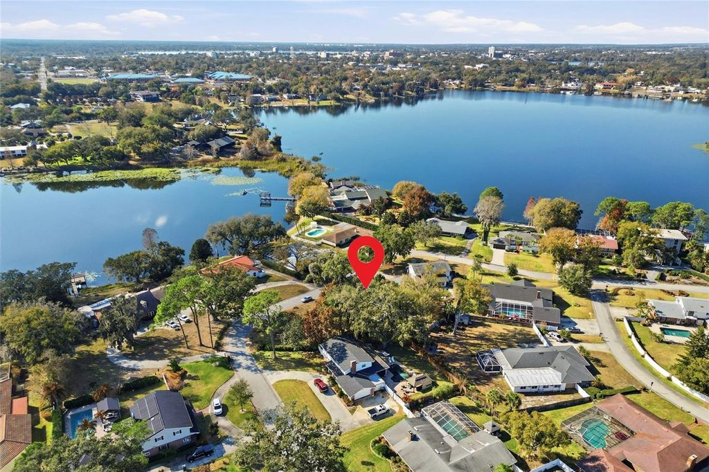Photo of 148 Lake Otis Road, Winter Haven, FL 33884 (MLS # L4958667)