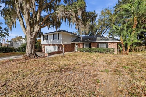 Photo of 148 Lake Otis Road, Winter Haven, FL 33884 (MLS # L4958667)