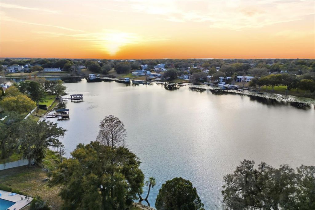 Photo of 148 Lake Otis Road, Winter Haven, FL 33884 (MLS # L4958667)