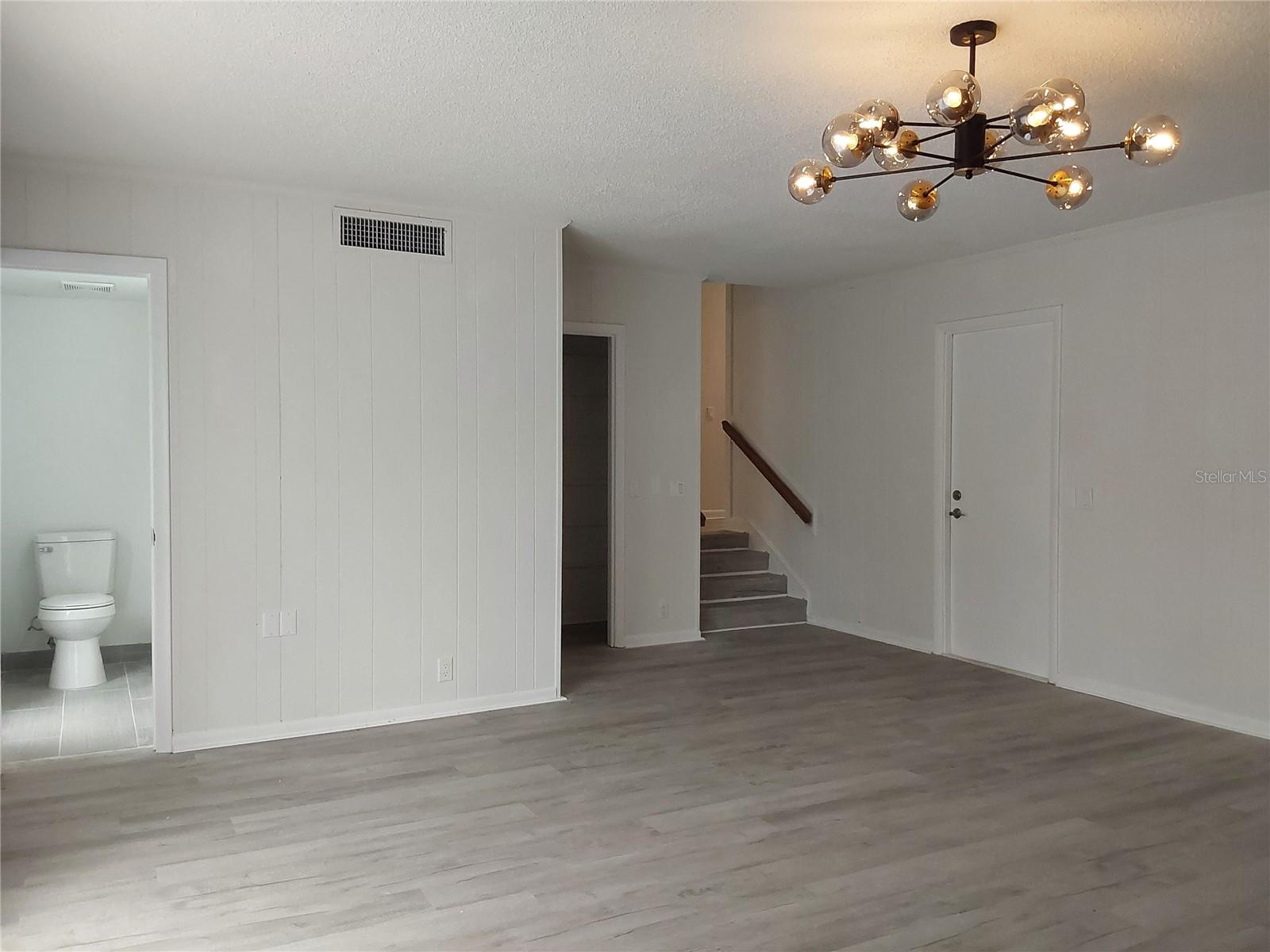 LAKEWOOD - Residential