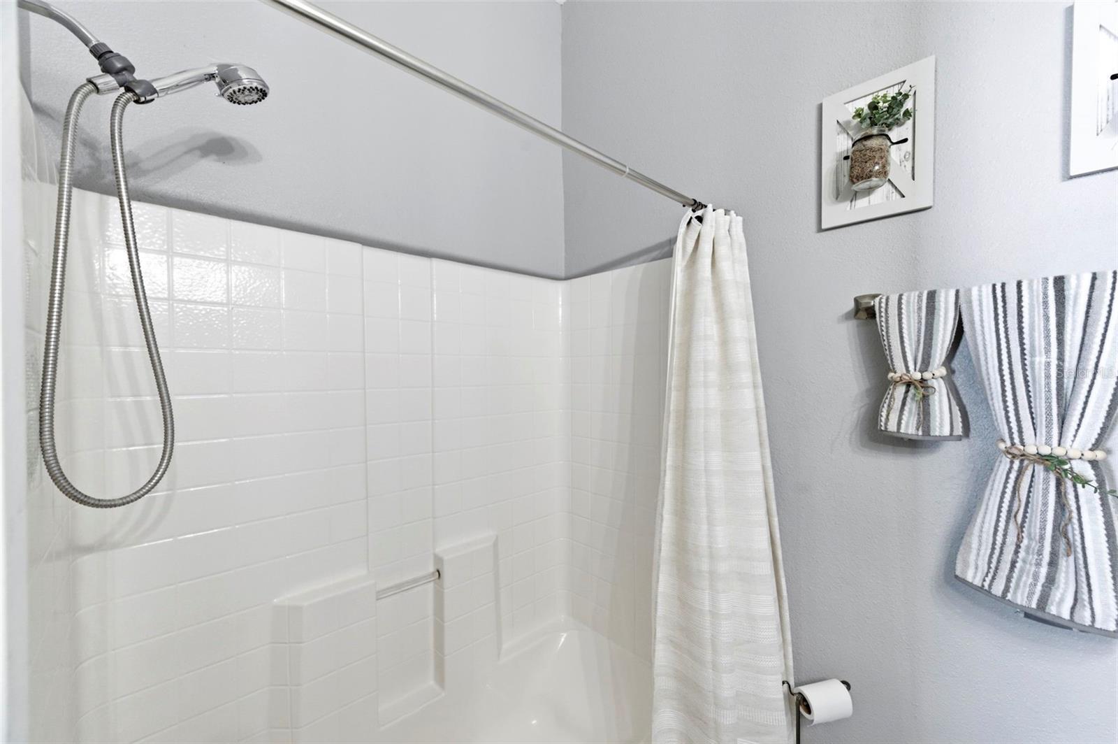 LITTLE CREEK - Residential