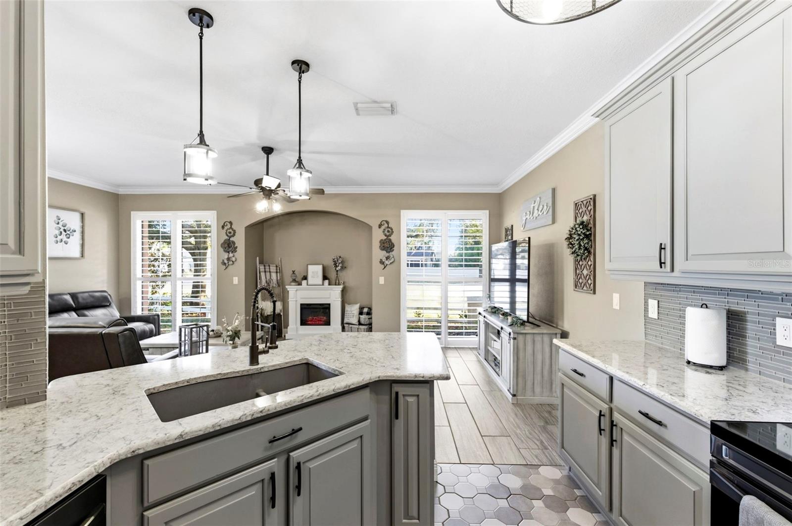 LITTLE CREEK - Residential