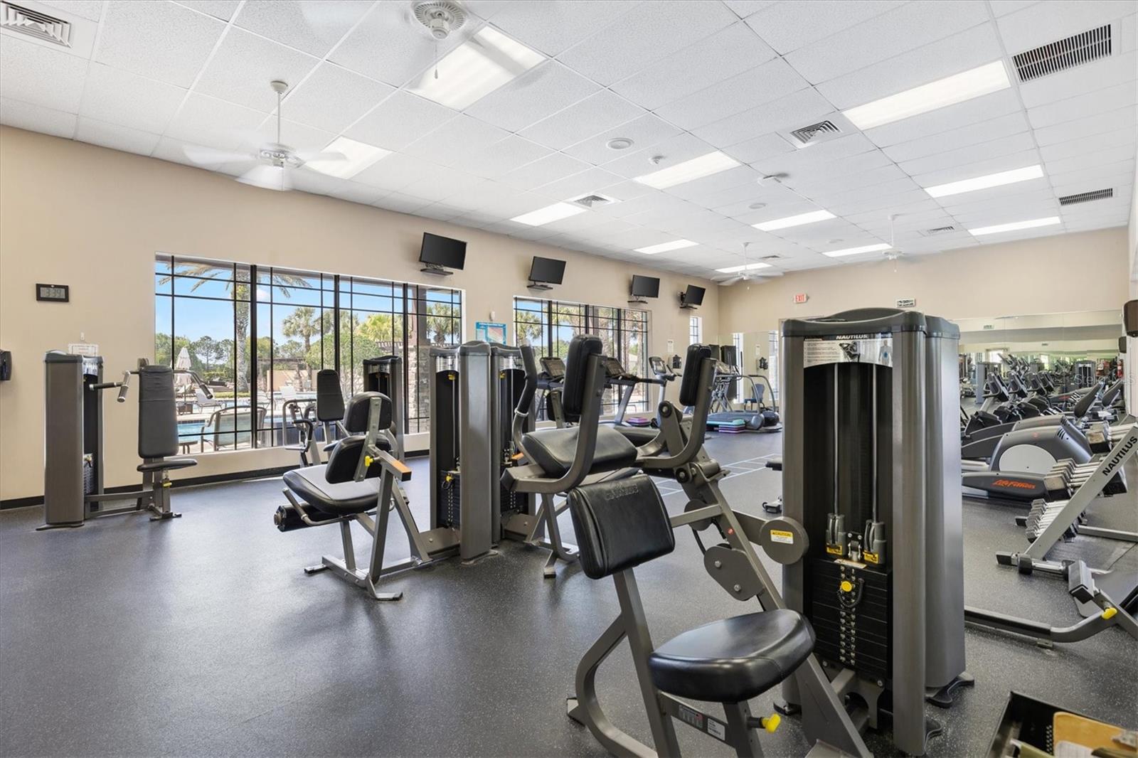 ARLINGTON RIDGE - Residential