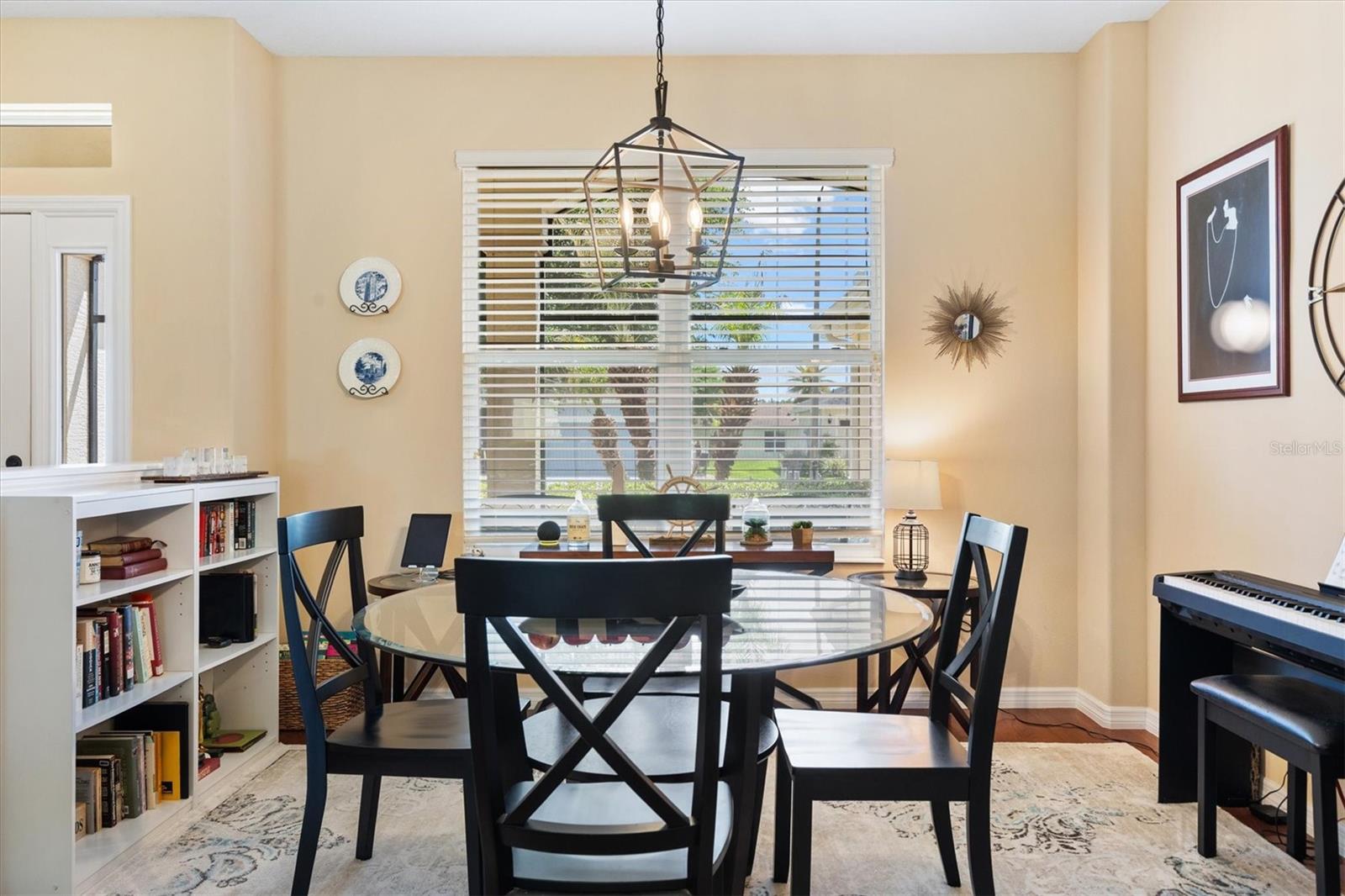 ARLINGTON RIDGE - Residential