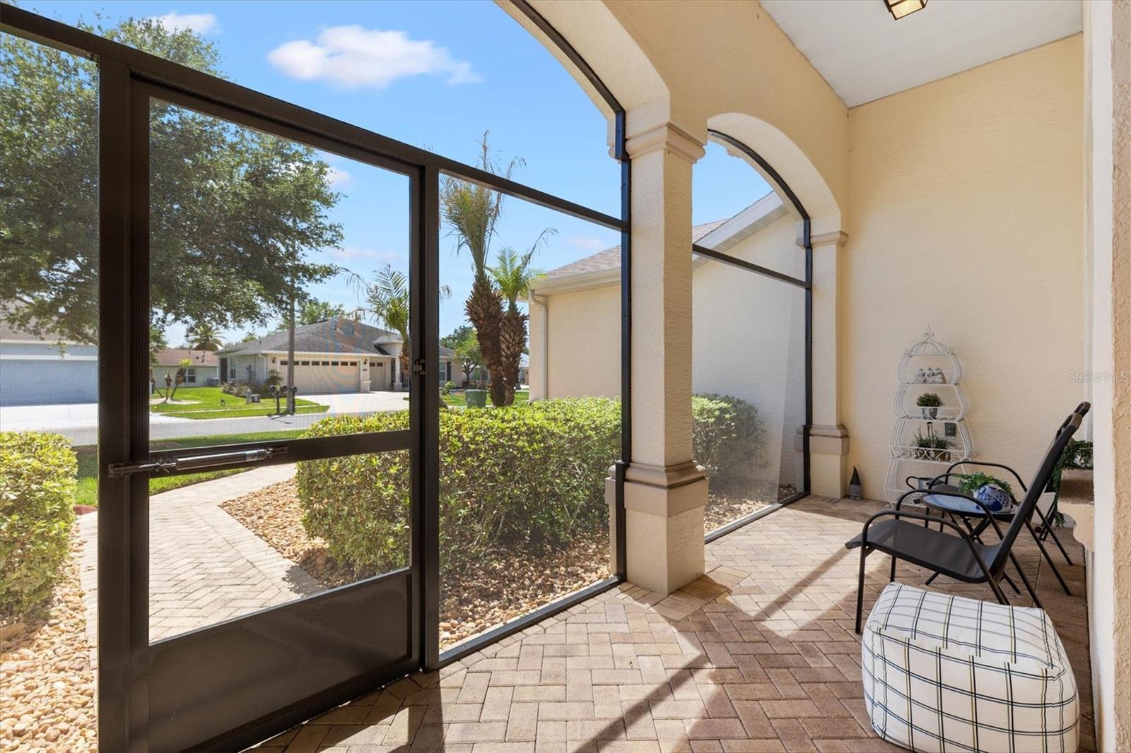 ARLINGTON RIDGE - Residential