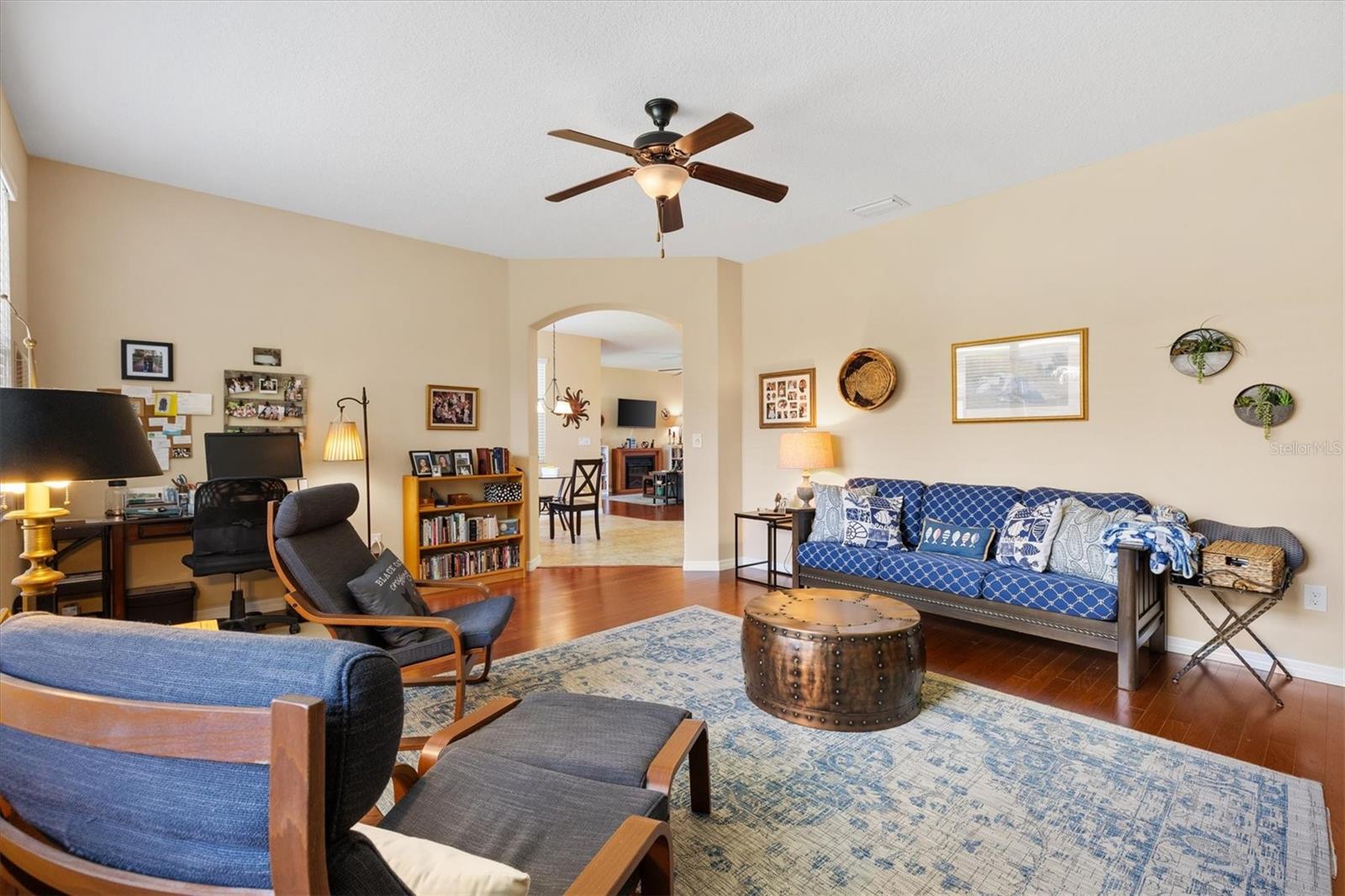 ARLINGTON RIDGE - Residential