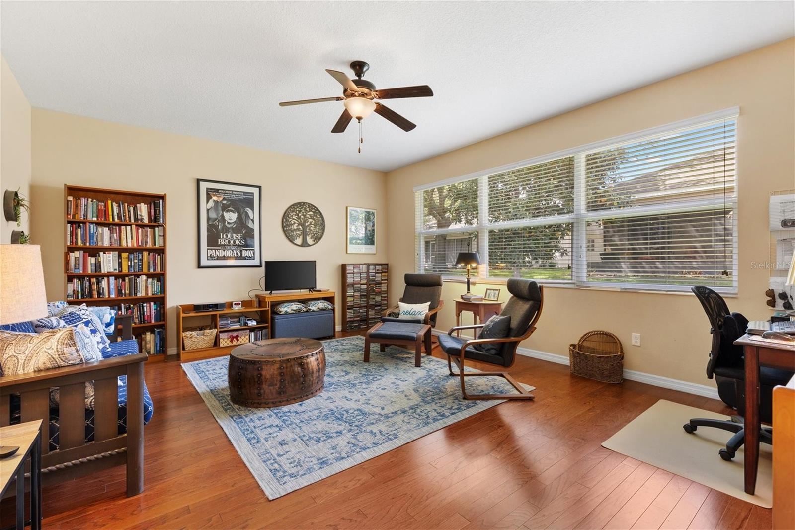 ARLINGTON RIDGE - Residential