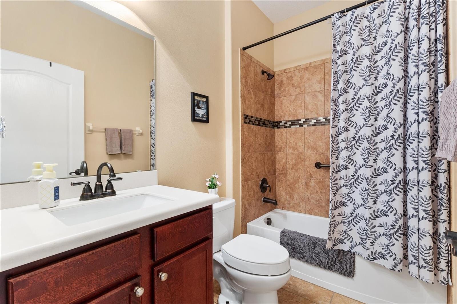 ARLINGTON RIDGE - Residential