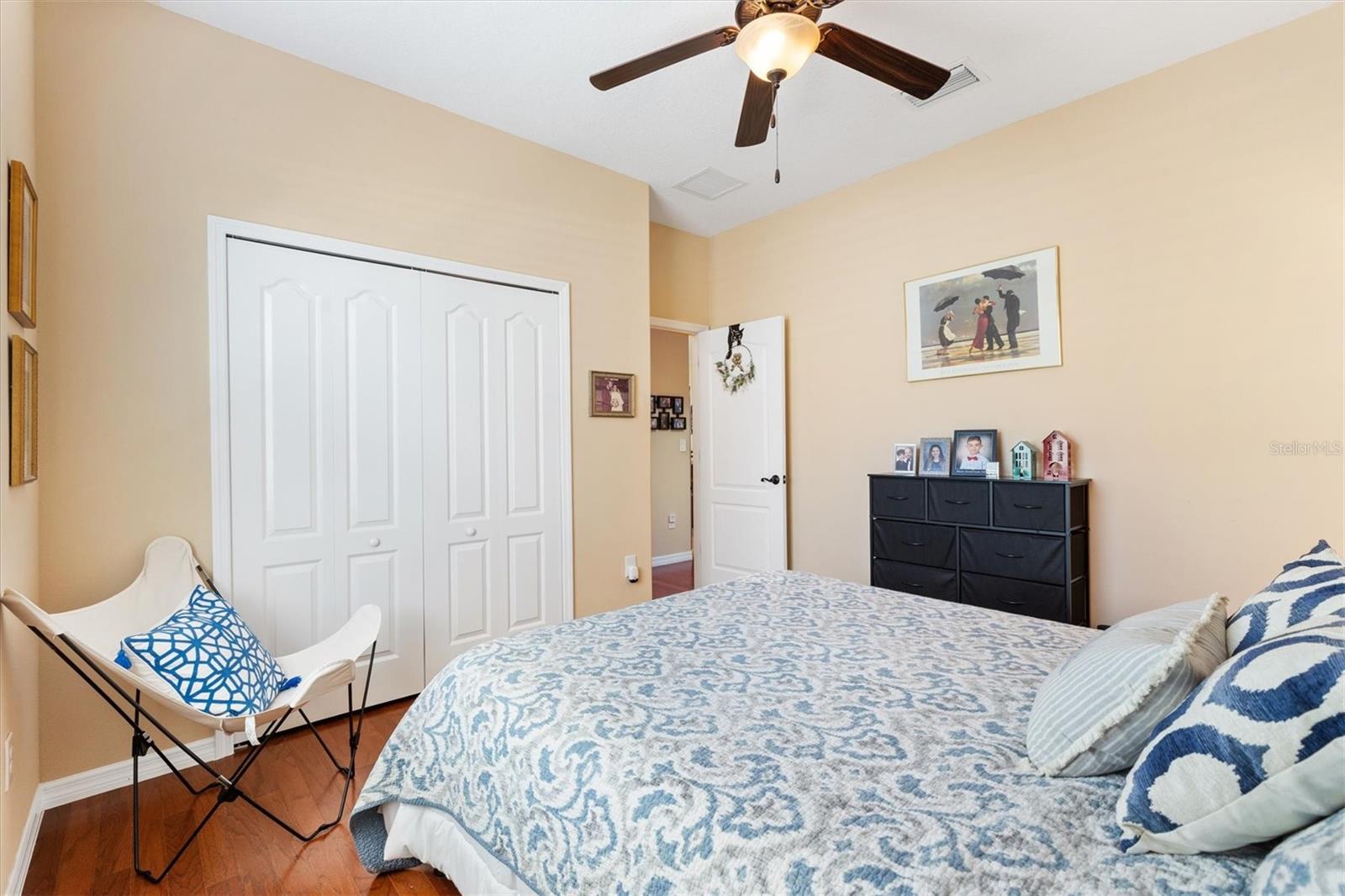 ARLINGTON RIDGE - Residential