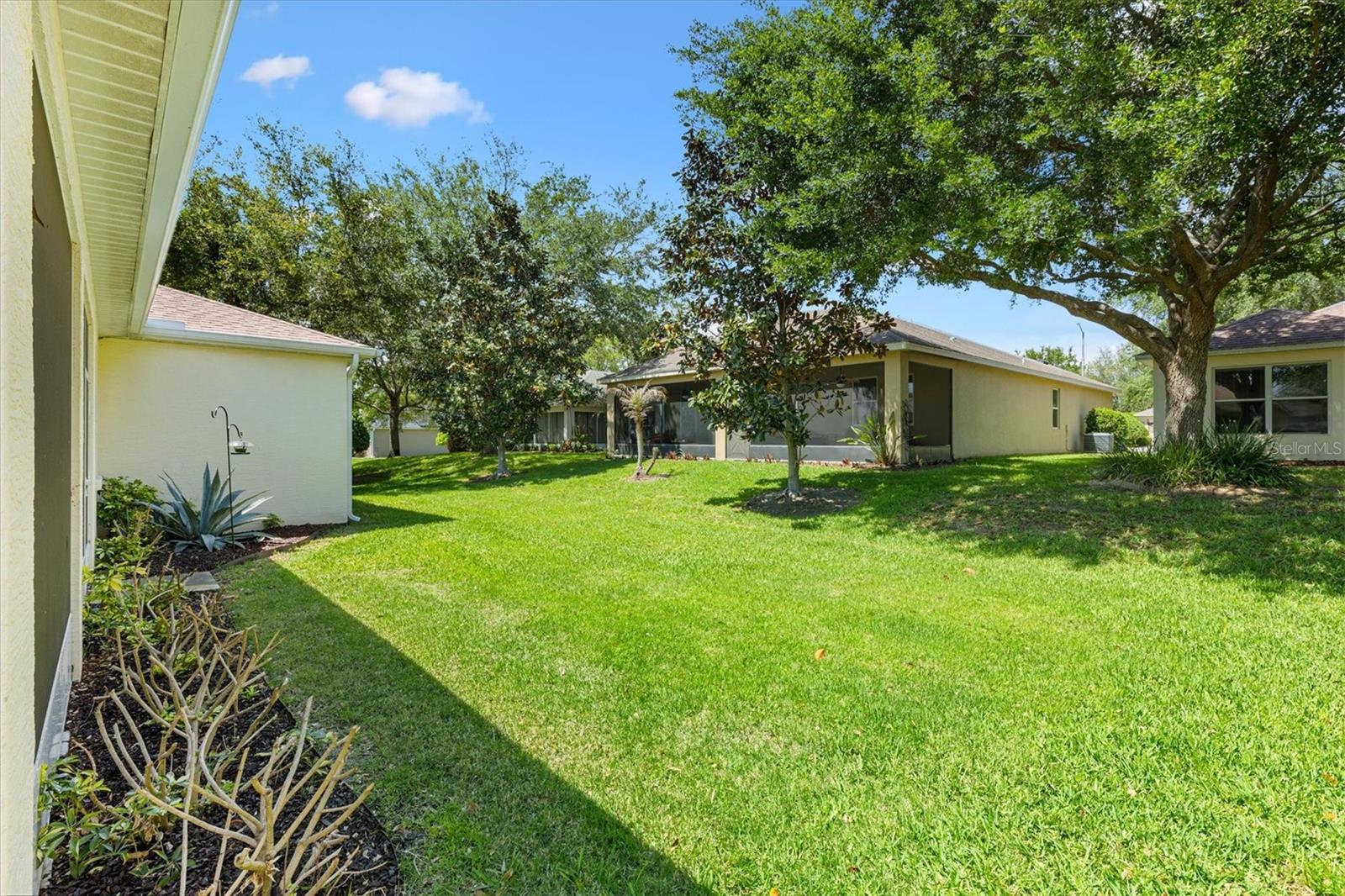 ARLINGTON RIDGE - Residential