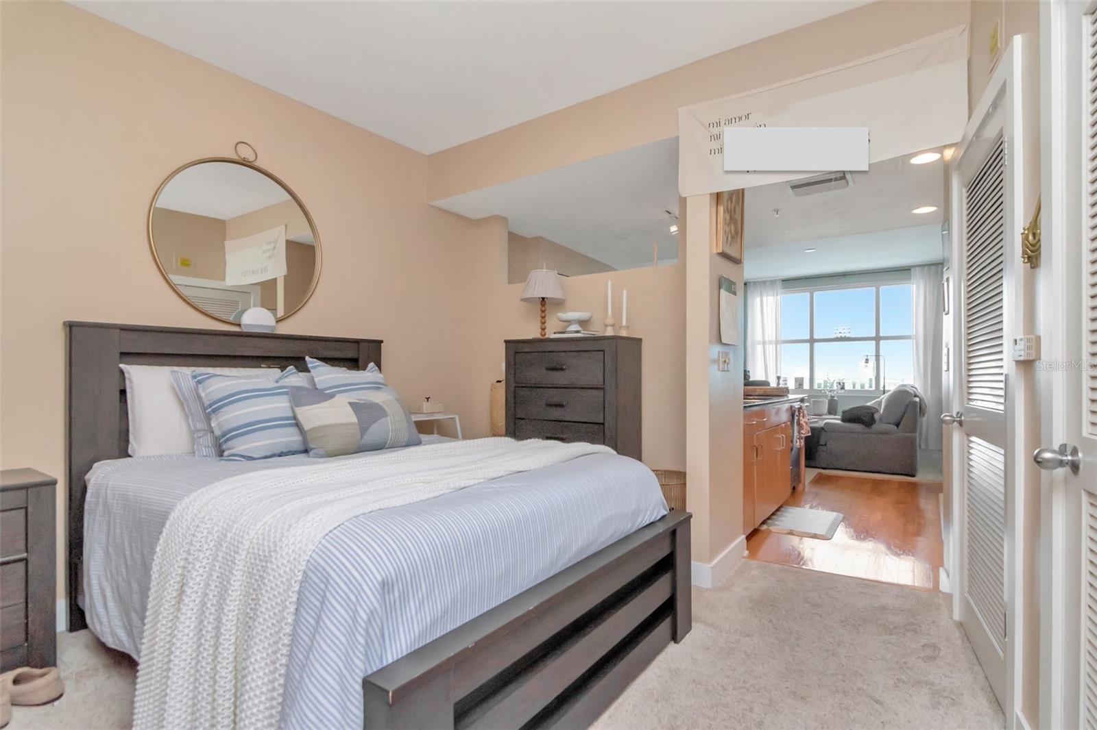 GRAND CENTRAL AT KENNEDY - Residential