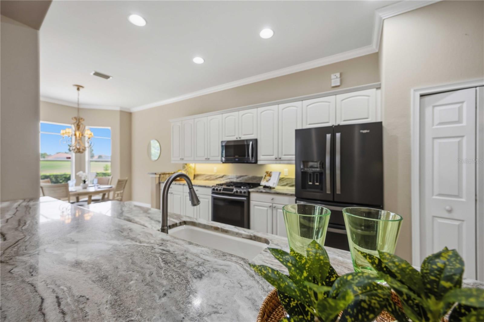 VENETIAN GOLF & RIV CLUB - Residential