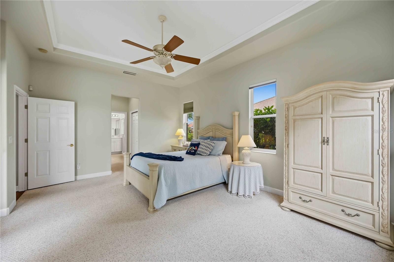 VENETIAN GOLF & RIV CLUB - Residential