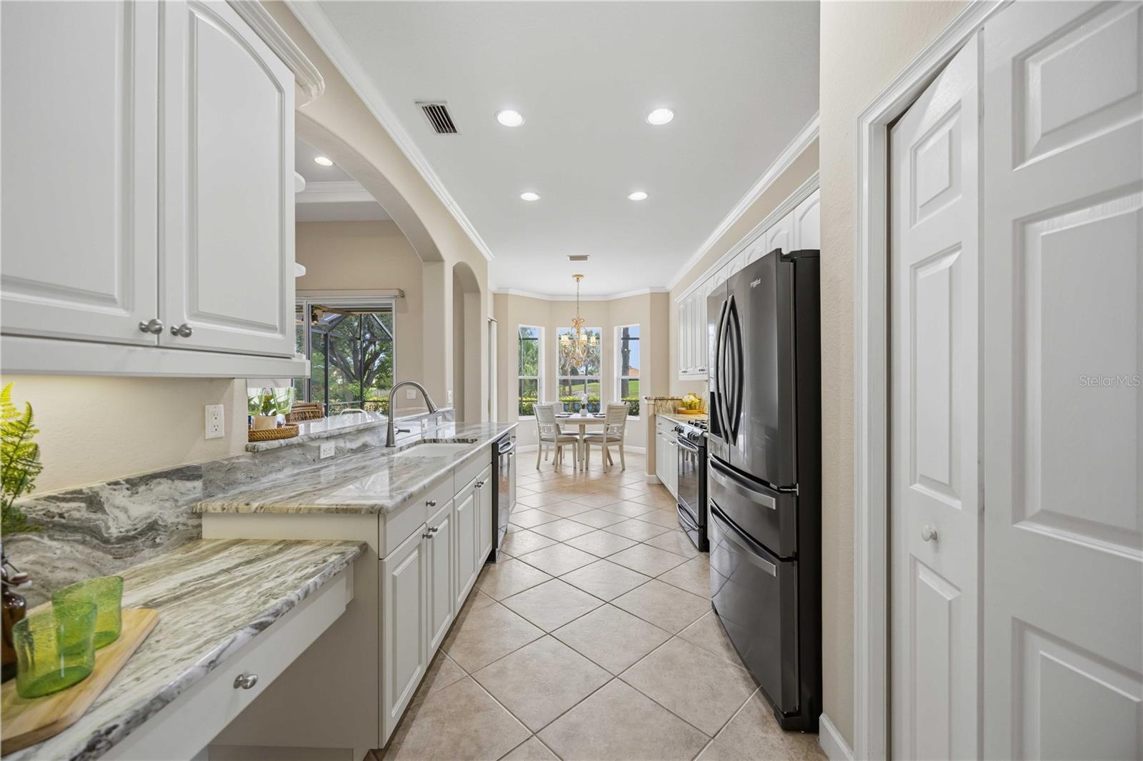 VENETIAN GOLF & RIV CLUB - Residential