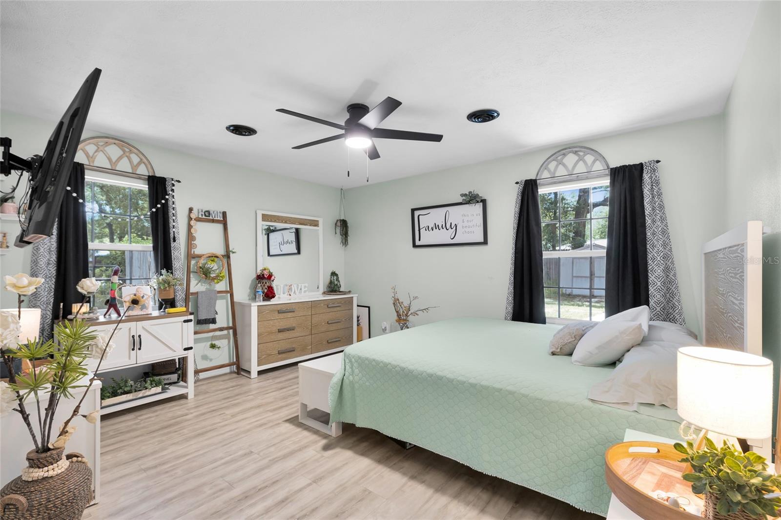 SUN TREE - Residential