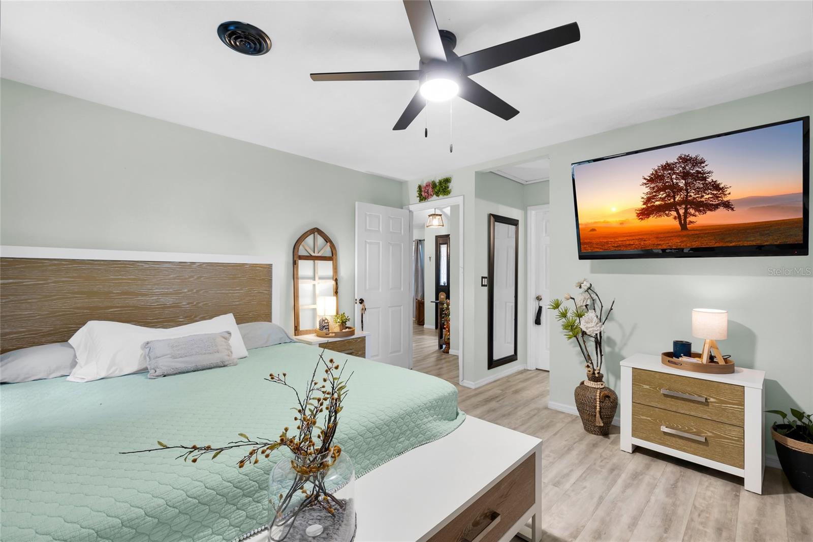 SUN TREE - Residential