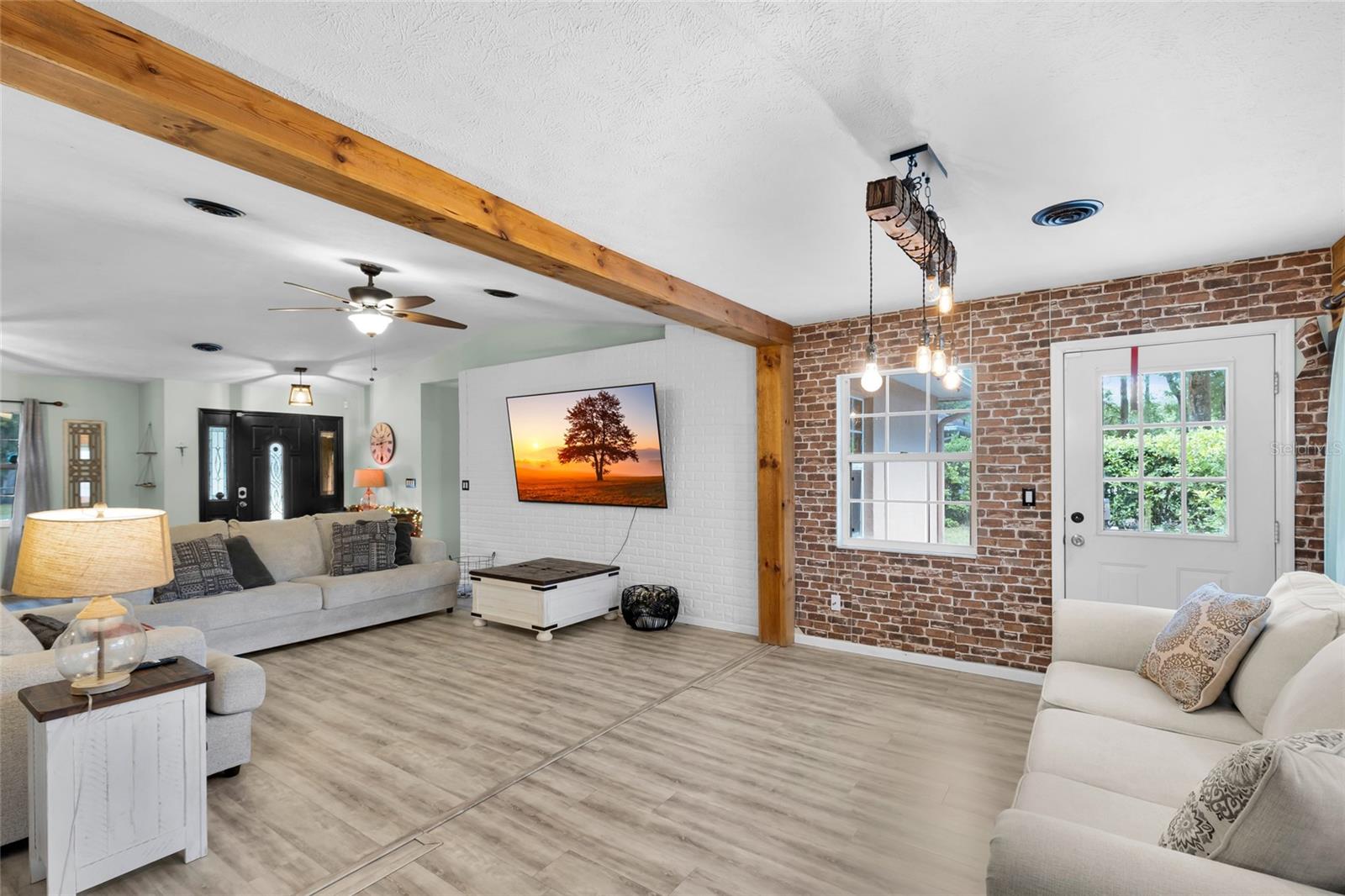 SUN TREE - Residential