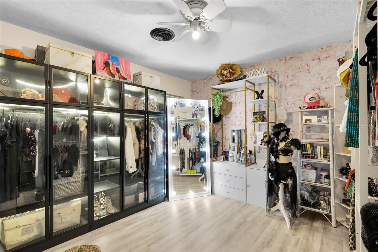 SUN TREE - Residential