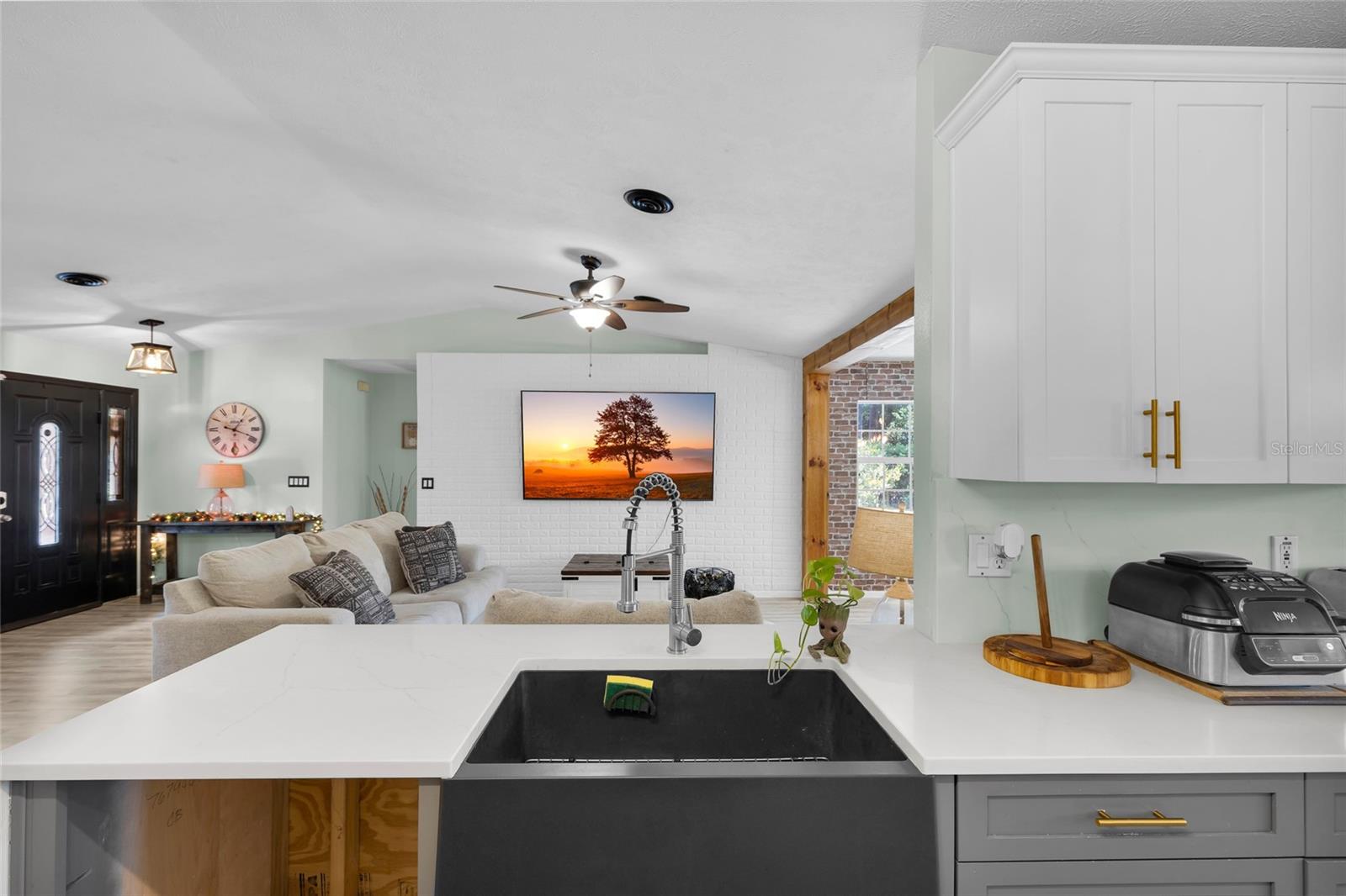 SUN TREE - Residential