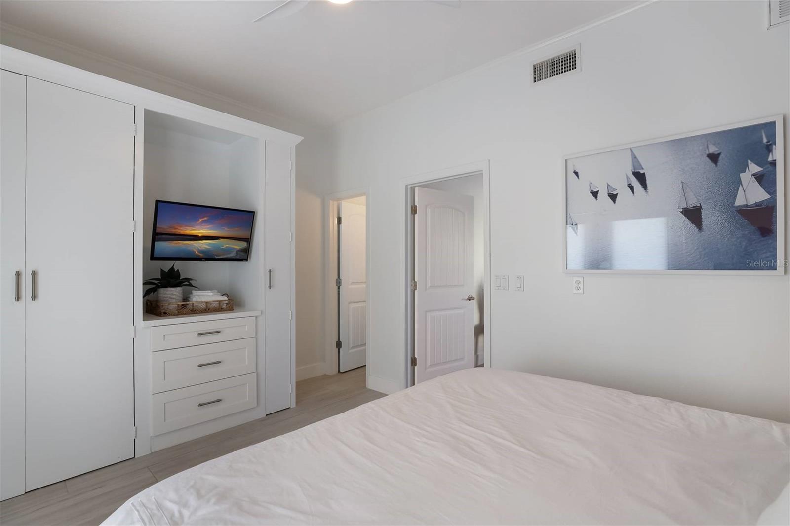 ANNA MARIA BEACH - Residential