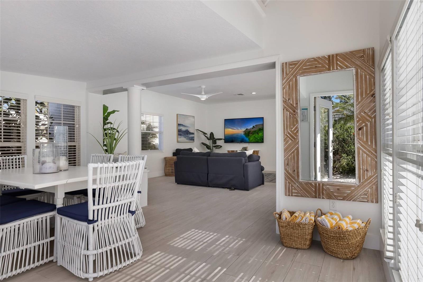 ANNA MARIA BEACH - Residential