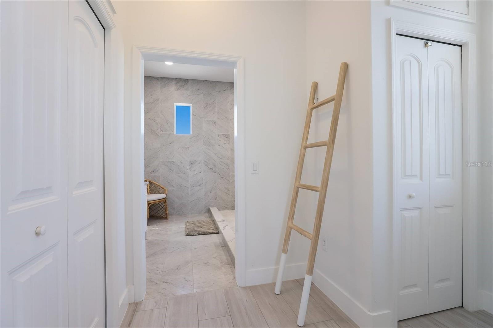 ANNA MARIA BEACH - Residential