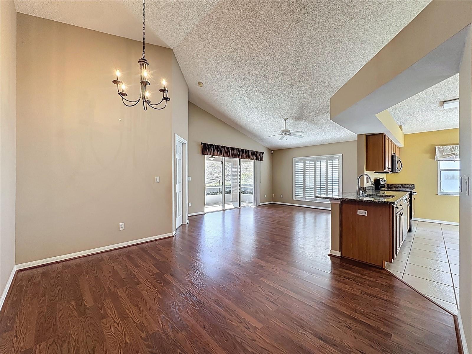 KINGS RIDGE - Residential