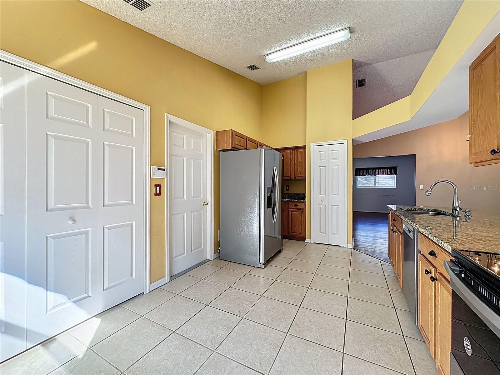 KINGS RIDGE - Residential