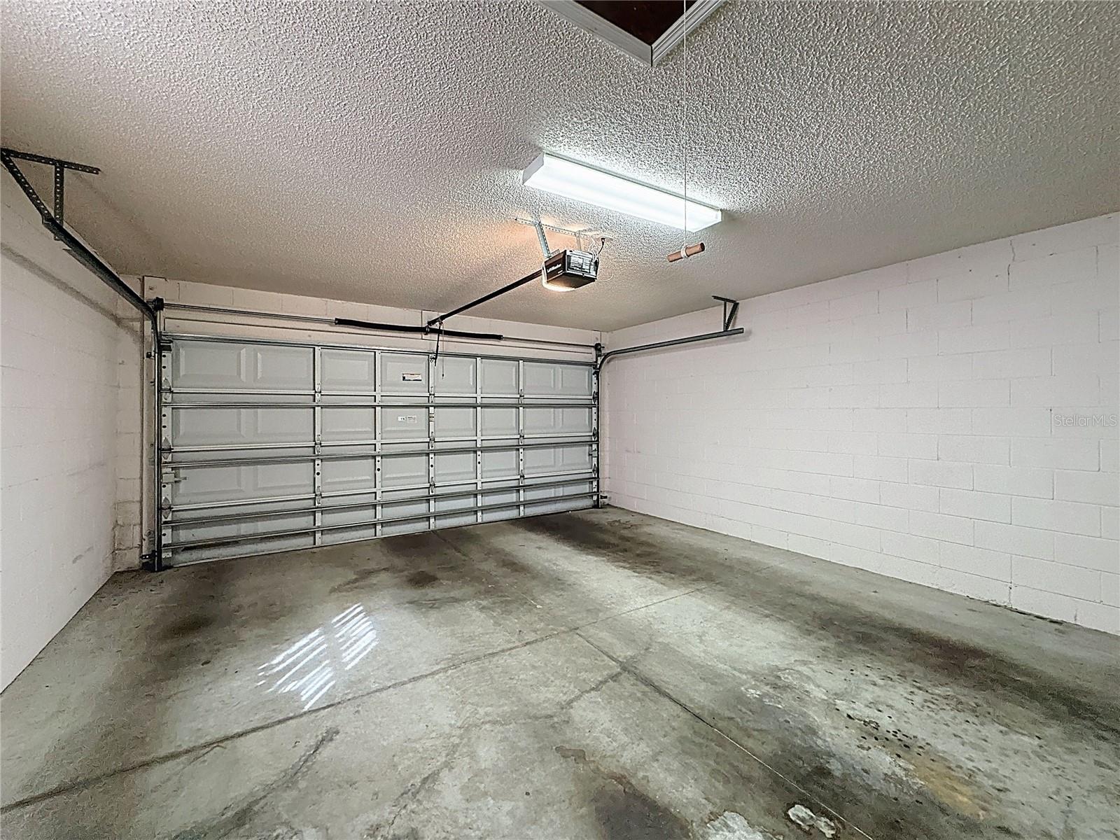 KINGS RIDGE - Residential