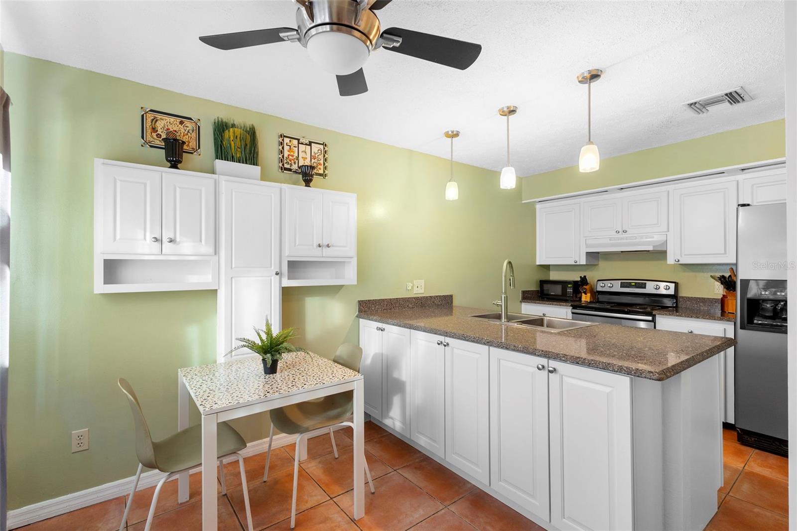 CEDARWOOD VILLAGE 1 - Residential