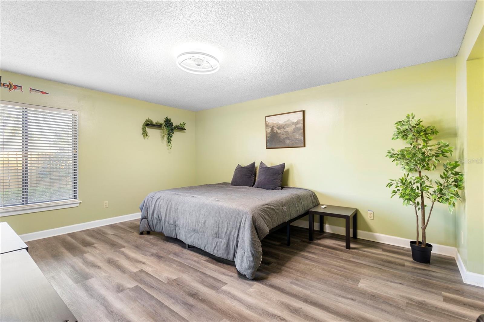 CEDARWOOD VILLAGE 1 - Residential