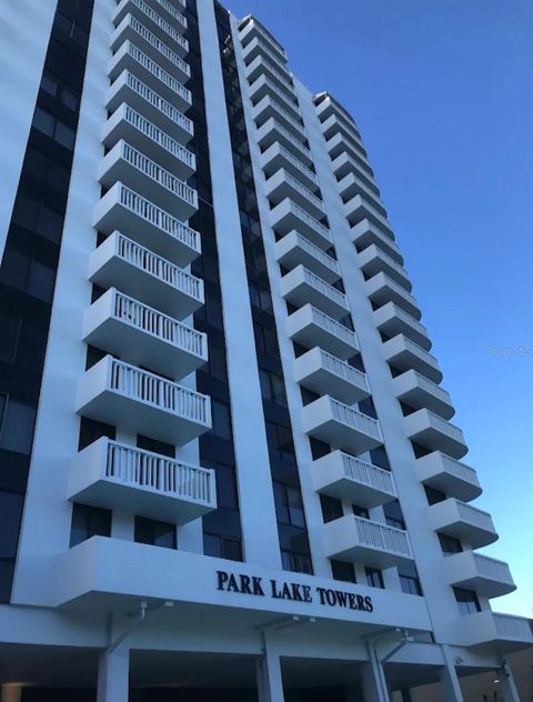 Photo of 400 E Colonial Drive #910, Orlando, FL 32803 (MLS # O6314162)