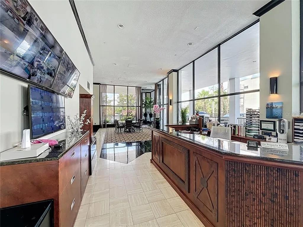 400 E COLONIAL DRIVE 910