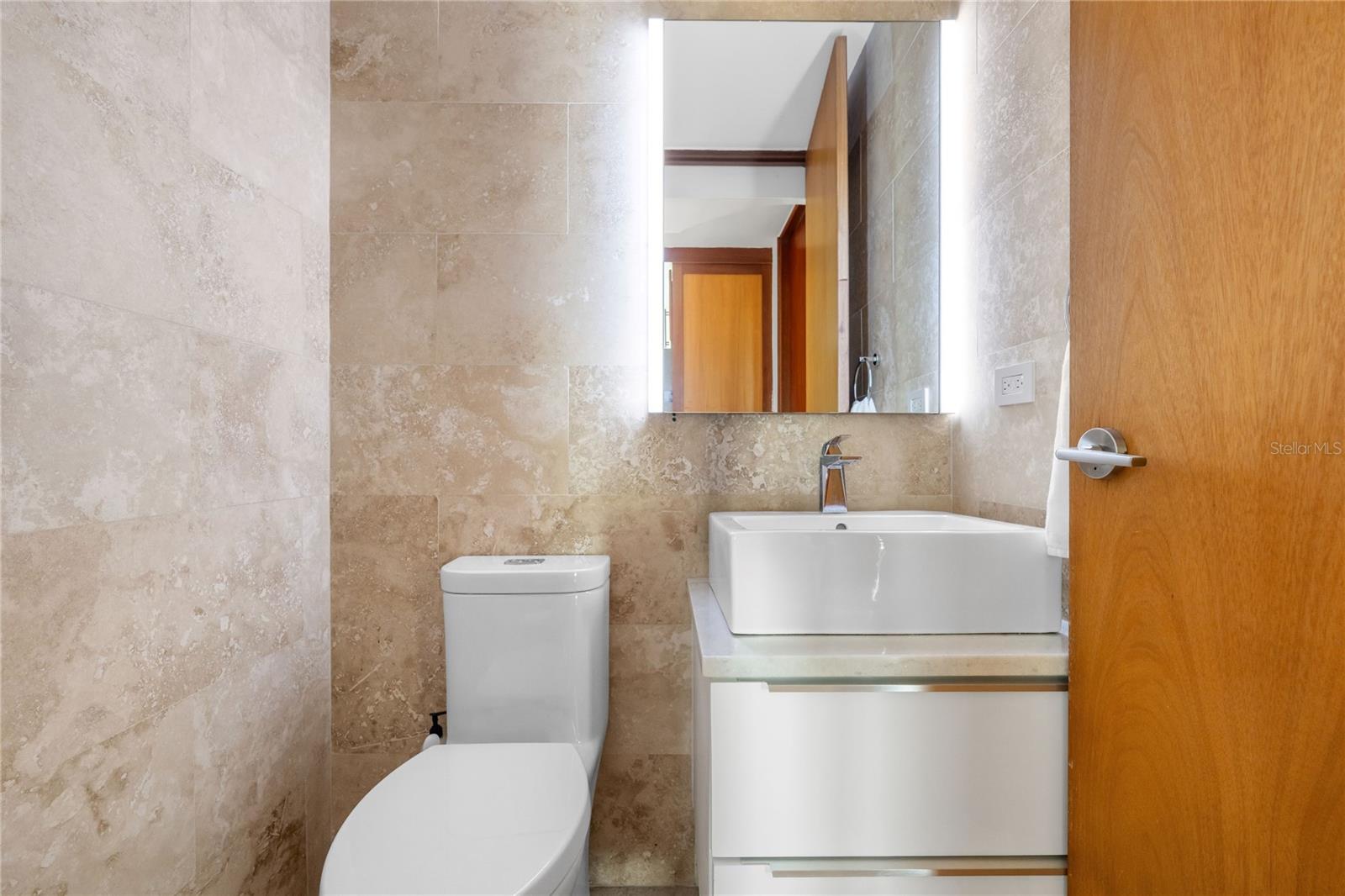 URB. ESTANCIAS REALES - Residential