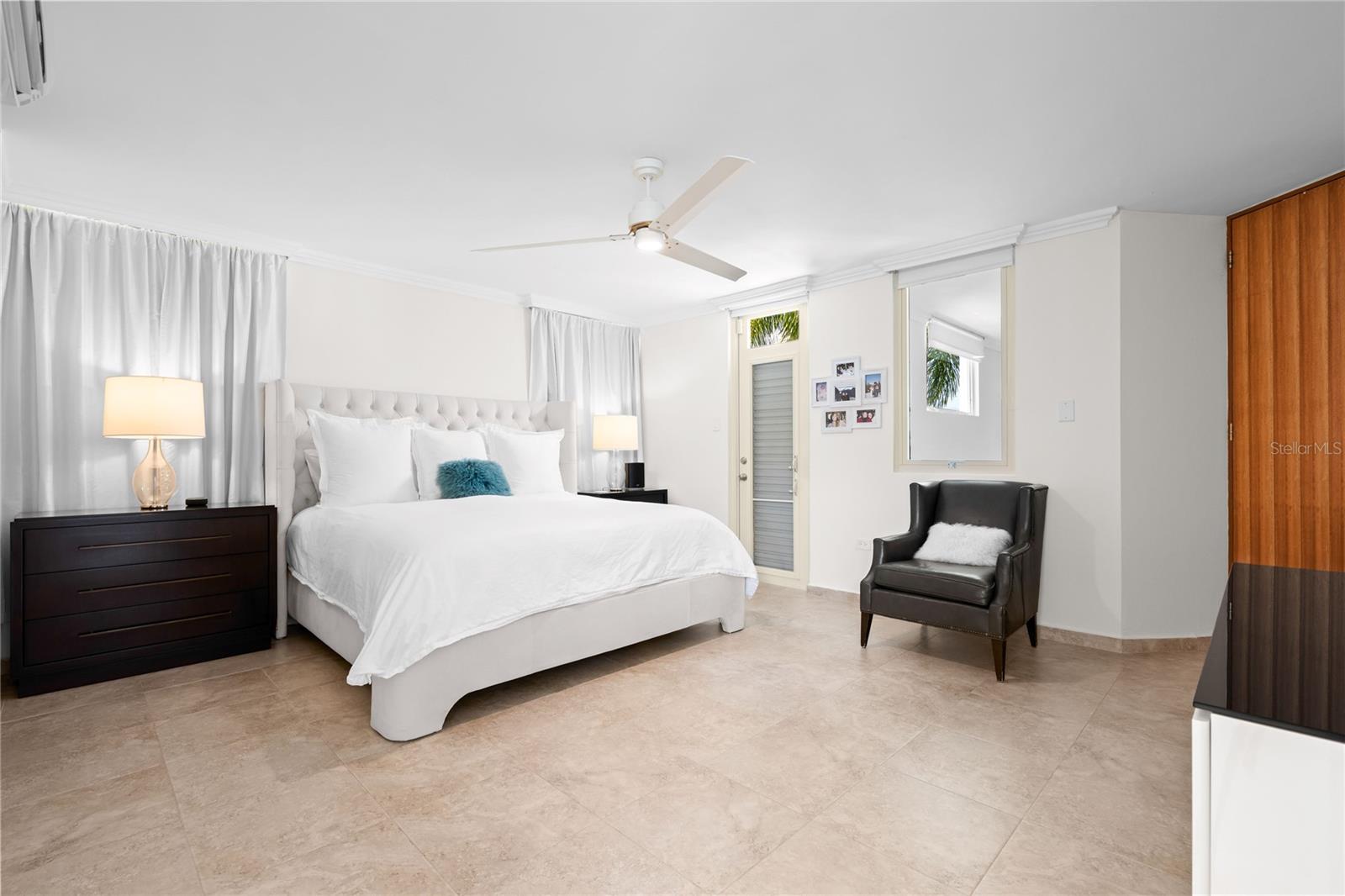 URB. ESTANCIAS REALES - Residential
