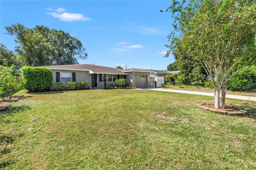Photo of 4310 16th Avenue N, St Petersburg, FL 33713 (MLS # TB8553780)