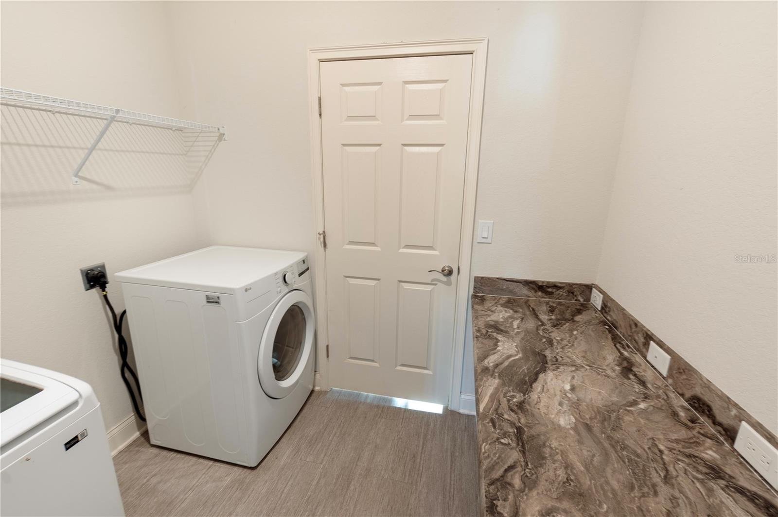 LAKES TR 6 - Residential