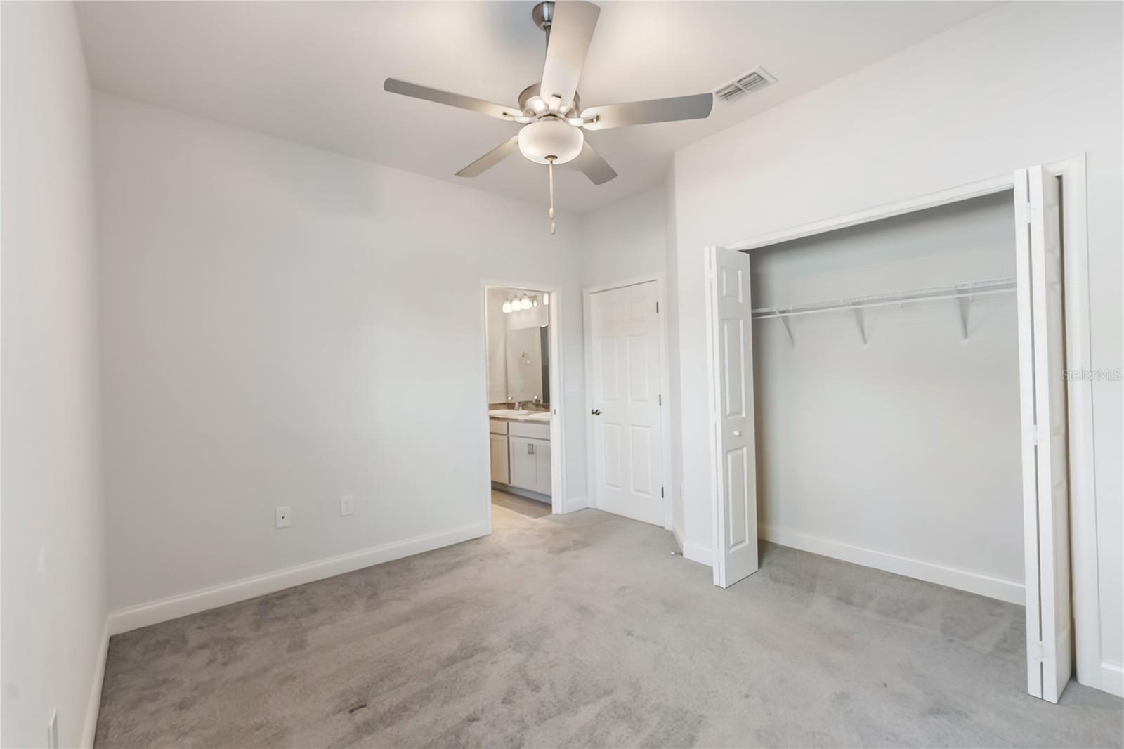 LAKES TR 6 - Residential