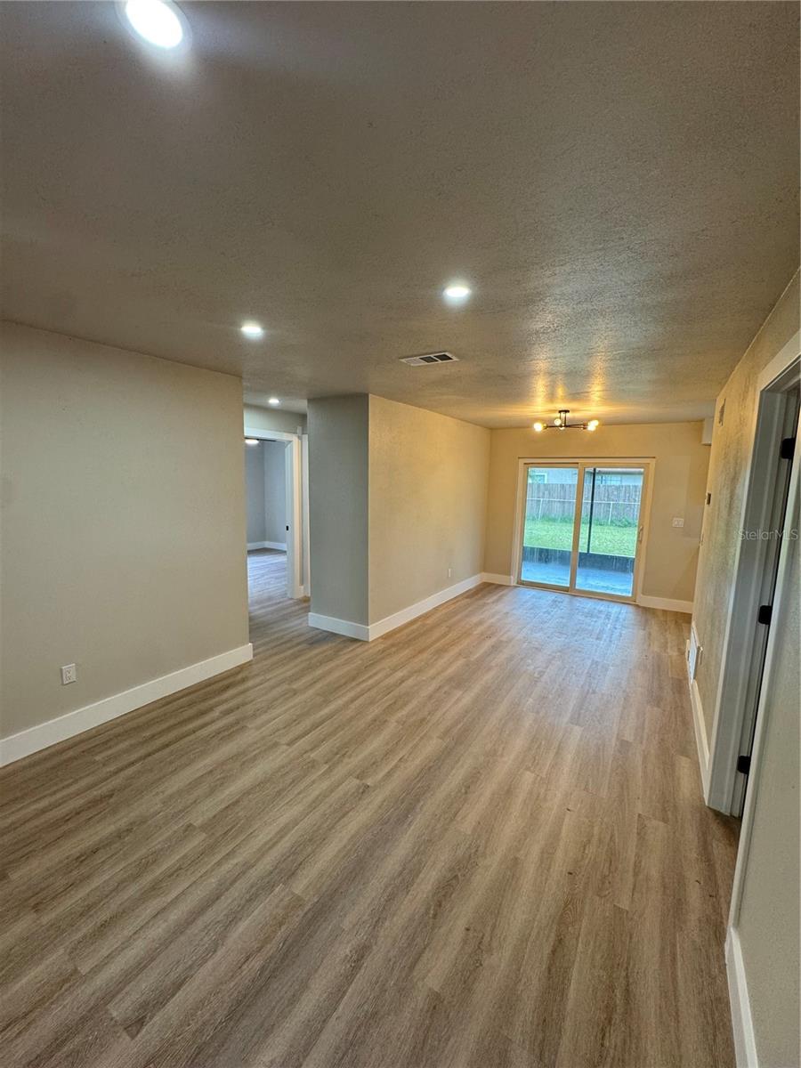 1023 WOLF TRAIL