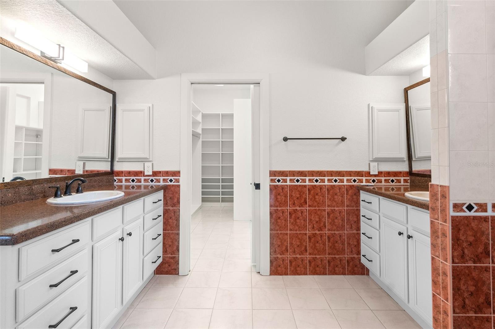 PRESERVE AT MISTY CREEK - Residential Lease