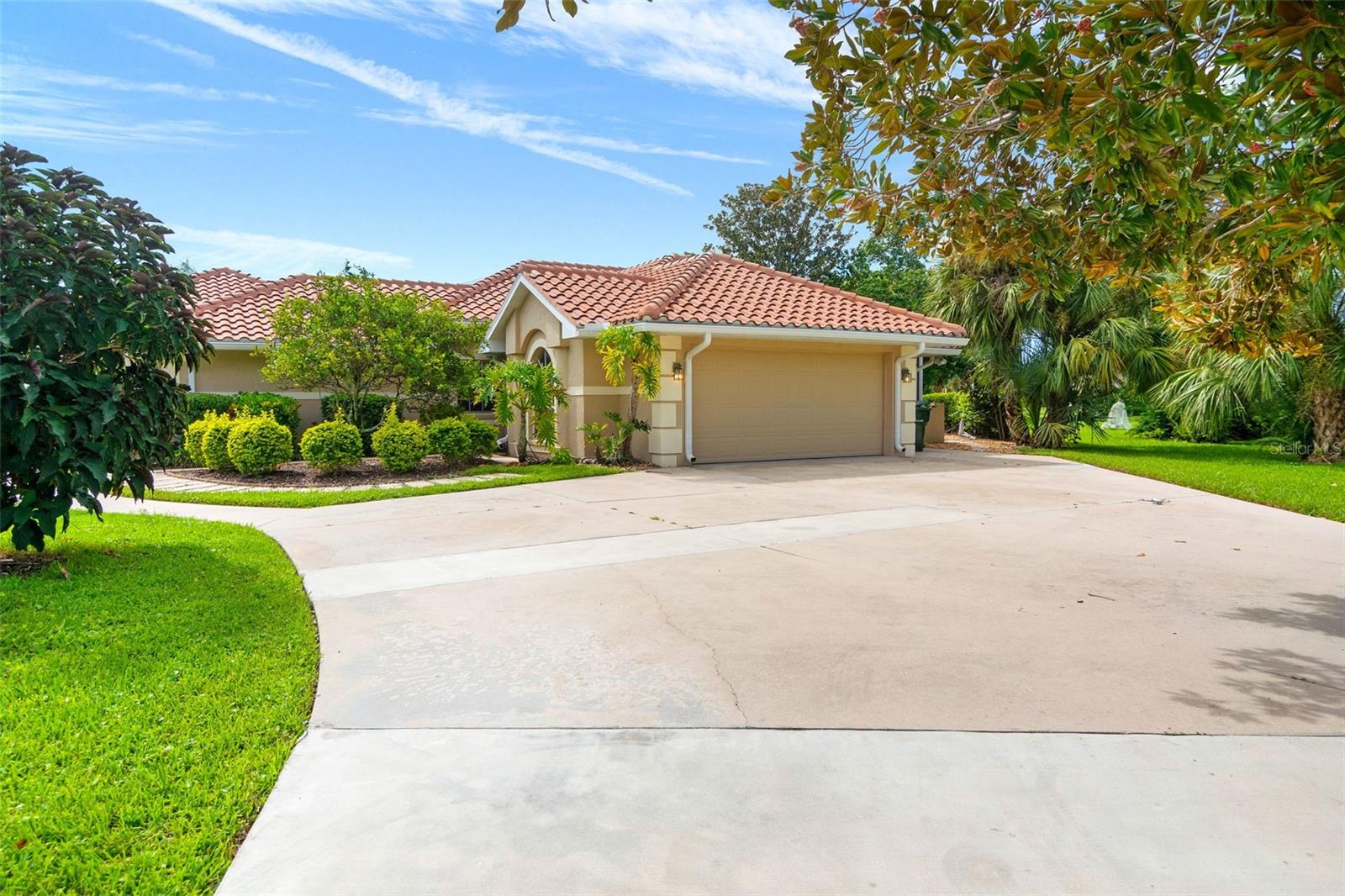 PRESERVE AT MISTY CREEK - Residential Lease